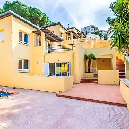 Holiday home Global Velazquez - By Global Holidays 8650 Roses