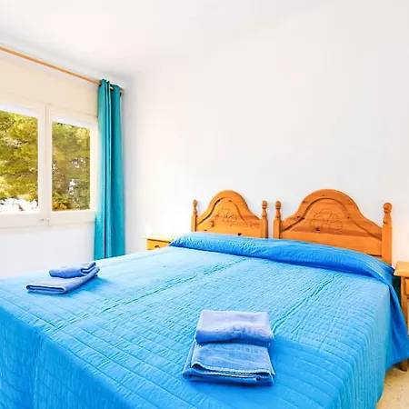 Global Velazquez - By Global Holidays 8650 Holiday home *