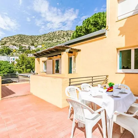 Global Velazquez - By Global Holidays 8650 Holiday home